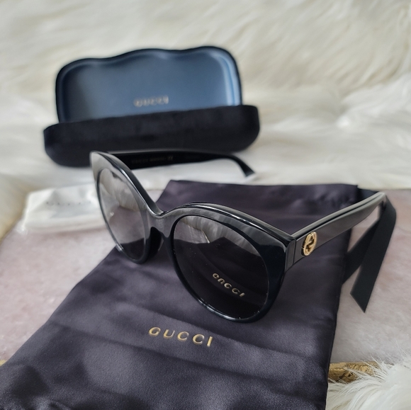 Gucci Accessories - NEW Large Gucci Sunglasses with Gold Logo and Case